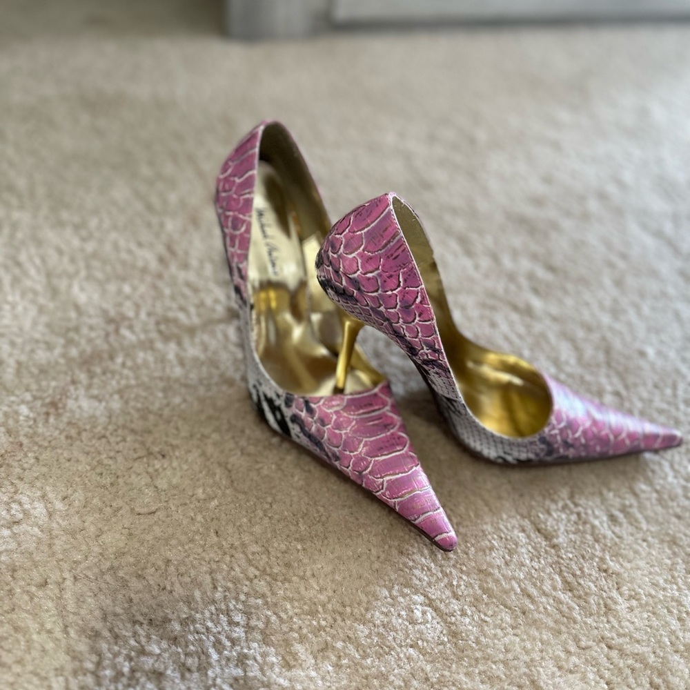 Stunning pink and gold snake print heels ! Worn once only! - Picture 2 of 3